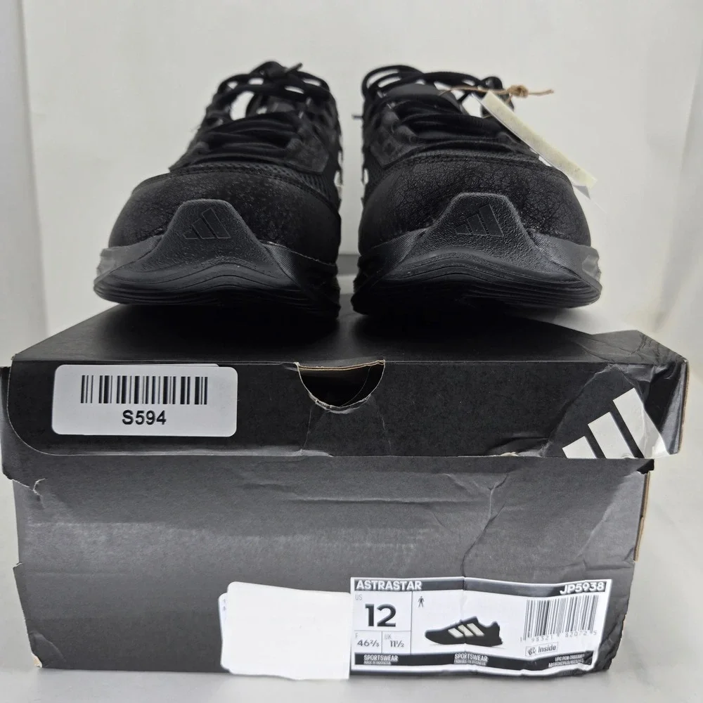 Adidas Astrastar Mens Running Shoes Black White JP5938 Size 12 Cloudfoam New